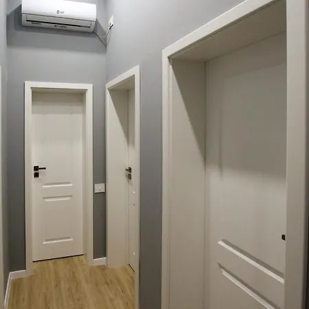 Mianelly Center Apartment Constanta