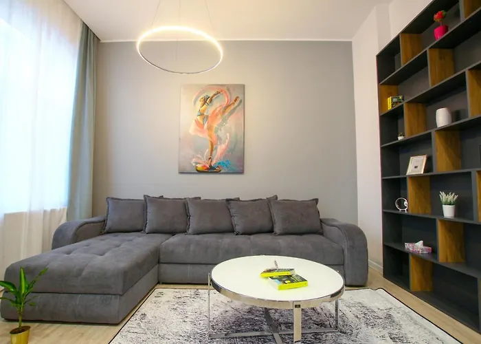 Mianelly Center شقة كونستانتا