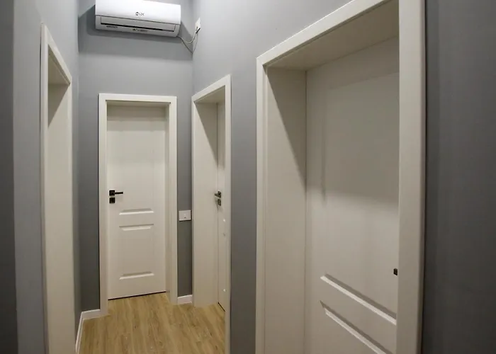 Mianelly Center شقة كونستانتا