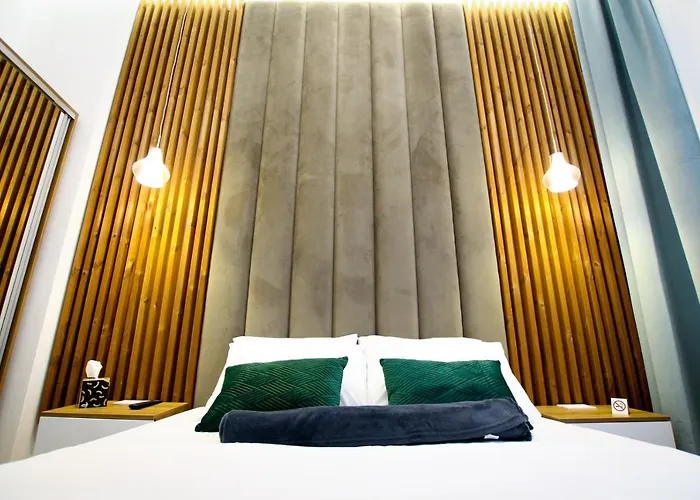 Mianelly Center كونستانتا