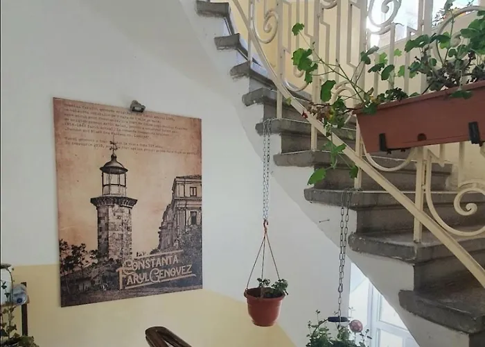 Mianelly Center كونستانتا