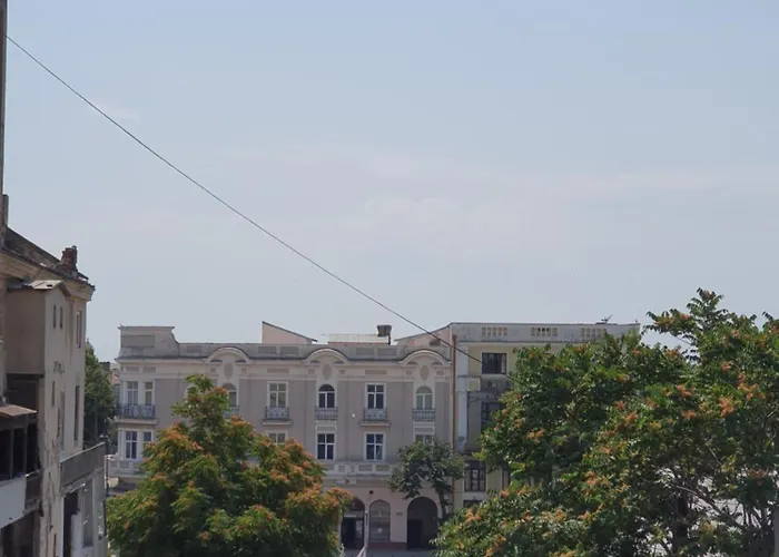 Mianelly Center شقة